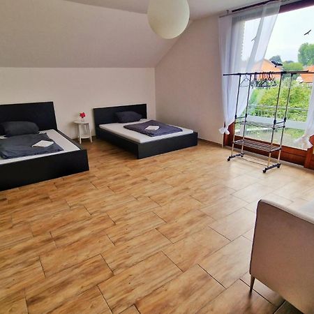 Appartement 4 Personen - Zimmer In Wohnung, Zentral, Ruhig, Modern Люббекке Екстер'єр фото